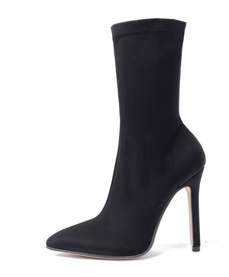 Stivaletto con calza