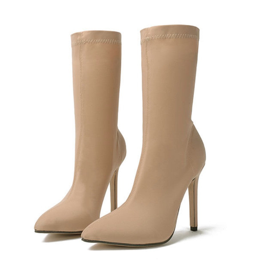 Stivaletto con calza