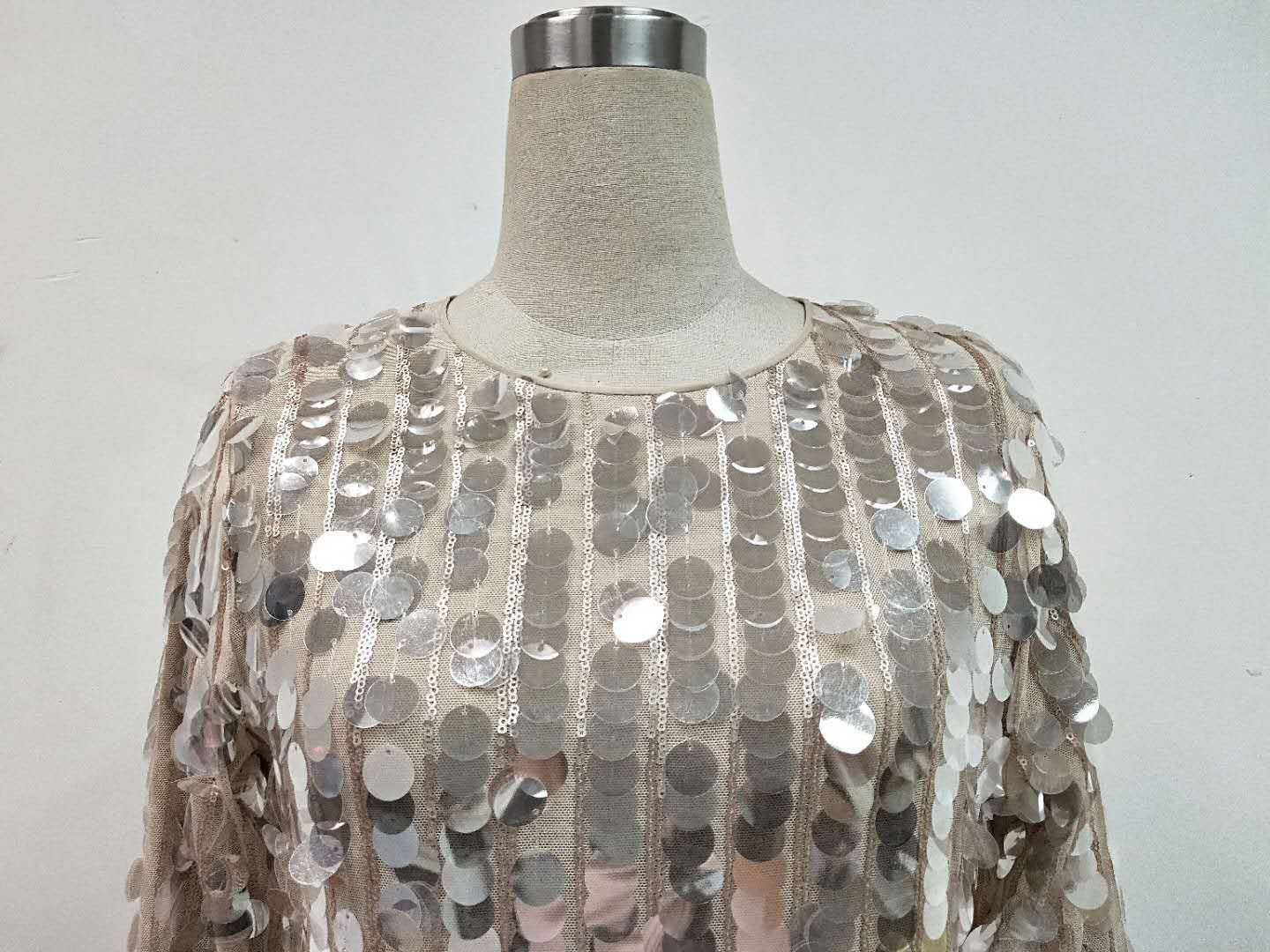 Abito champagne big pailettes