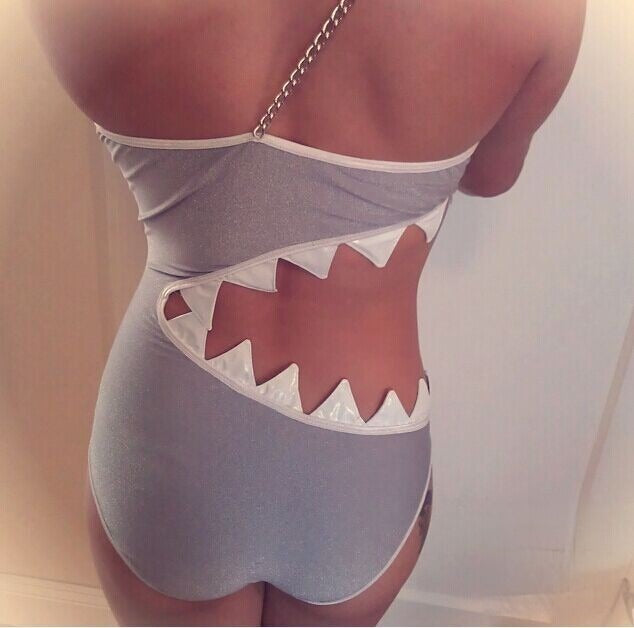 Costume Shark Bite indossato | Dream Shop