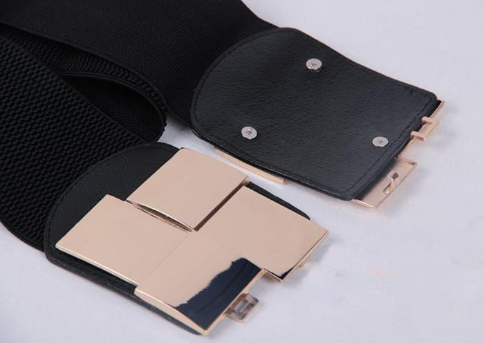 Cintura Metal Krisp - indossata sul punto vita | Dream Shop