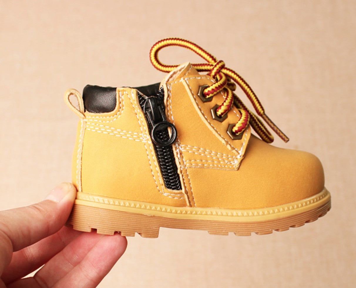 Scarponcino baby Tymber style