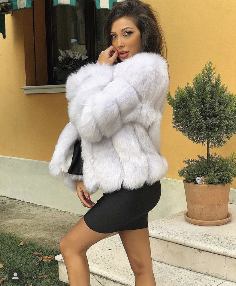 Pelliccia short Sayona