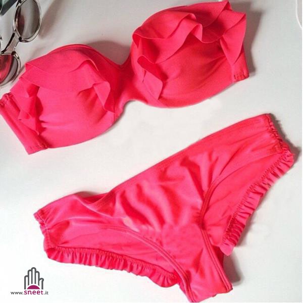Bikini coral rouges