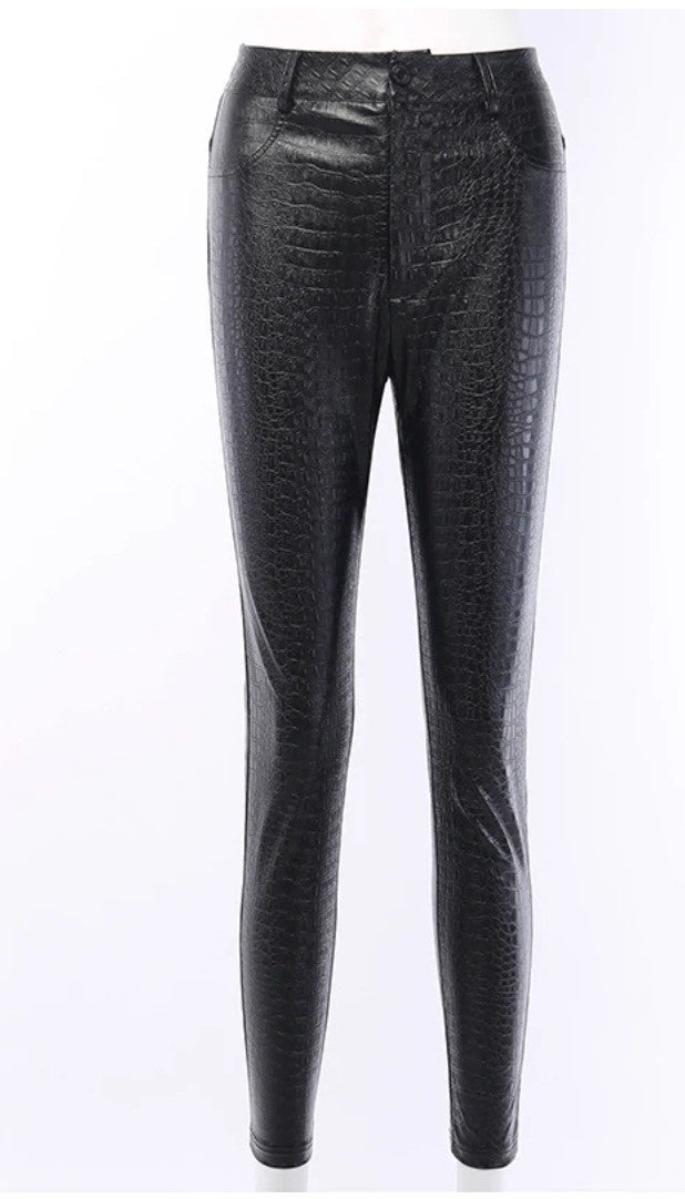 Pantalone effetto coccodrilllo ecopelle