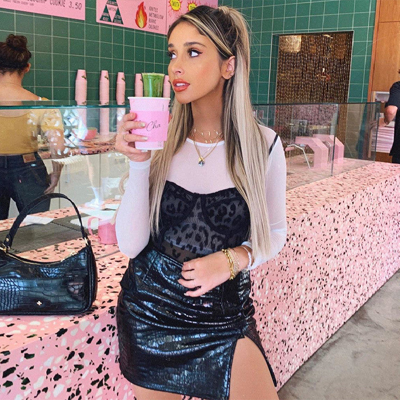 Minigonna effetto coccodrilllo ecopelle