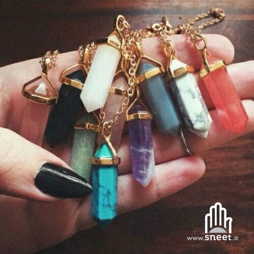 Crystal pendant necklace