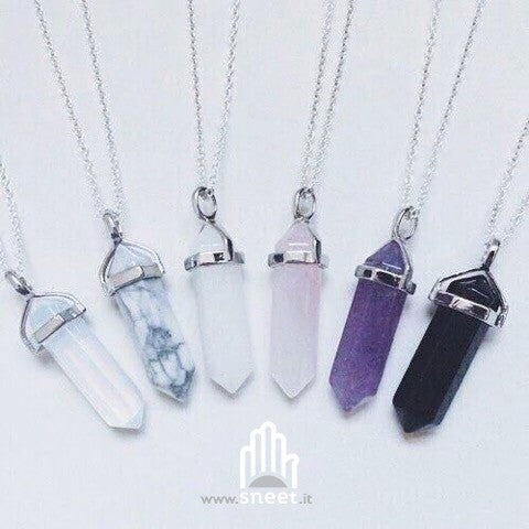 Crystal pendant necklace