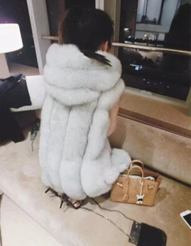 Smanicato ecopelliccia Foxys colore bianco silverfox — Dream Shop