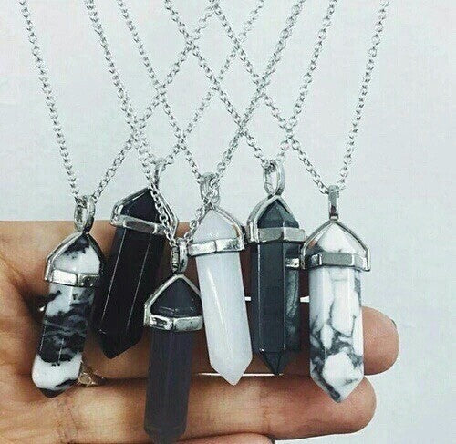 Crystal pendant necklace