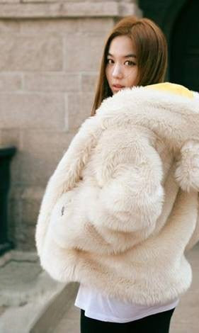 Pelliccia Sweet Bear Panna dettaglio orlo — Dream Shop