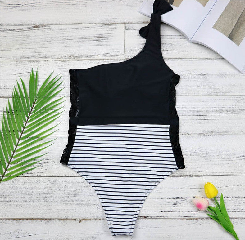 Costume intero stripelace monospalla