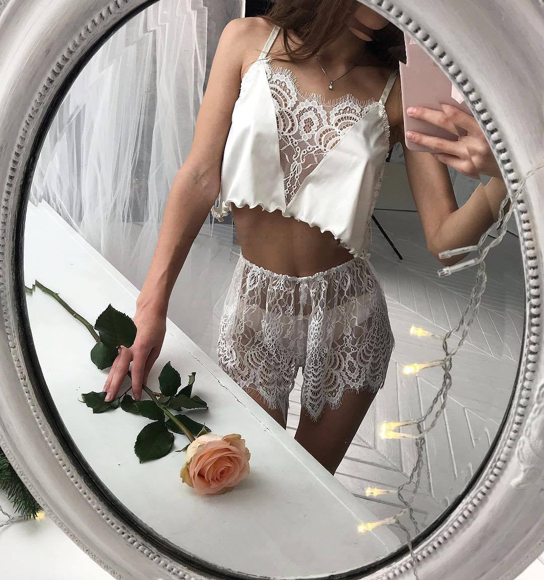 Completino raso-pizzo Elessa