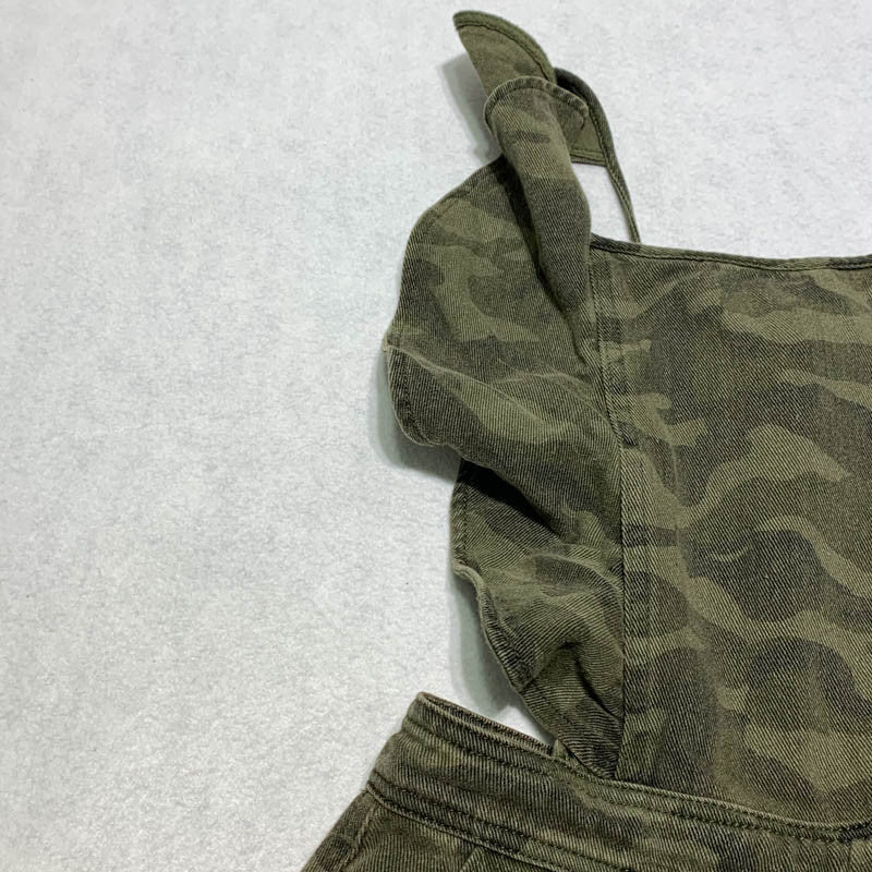 Jumpsuit militare volant