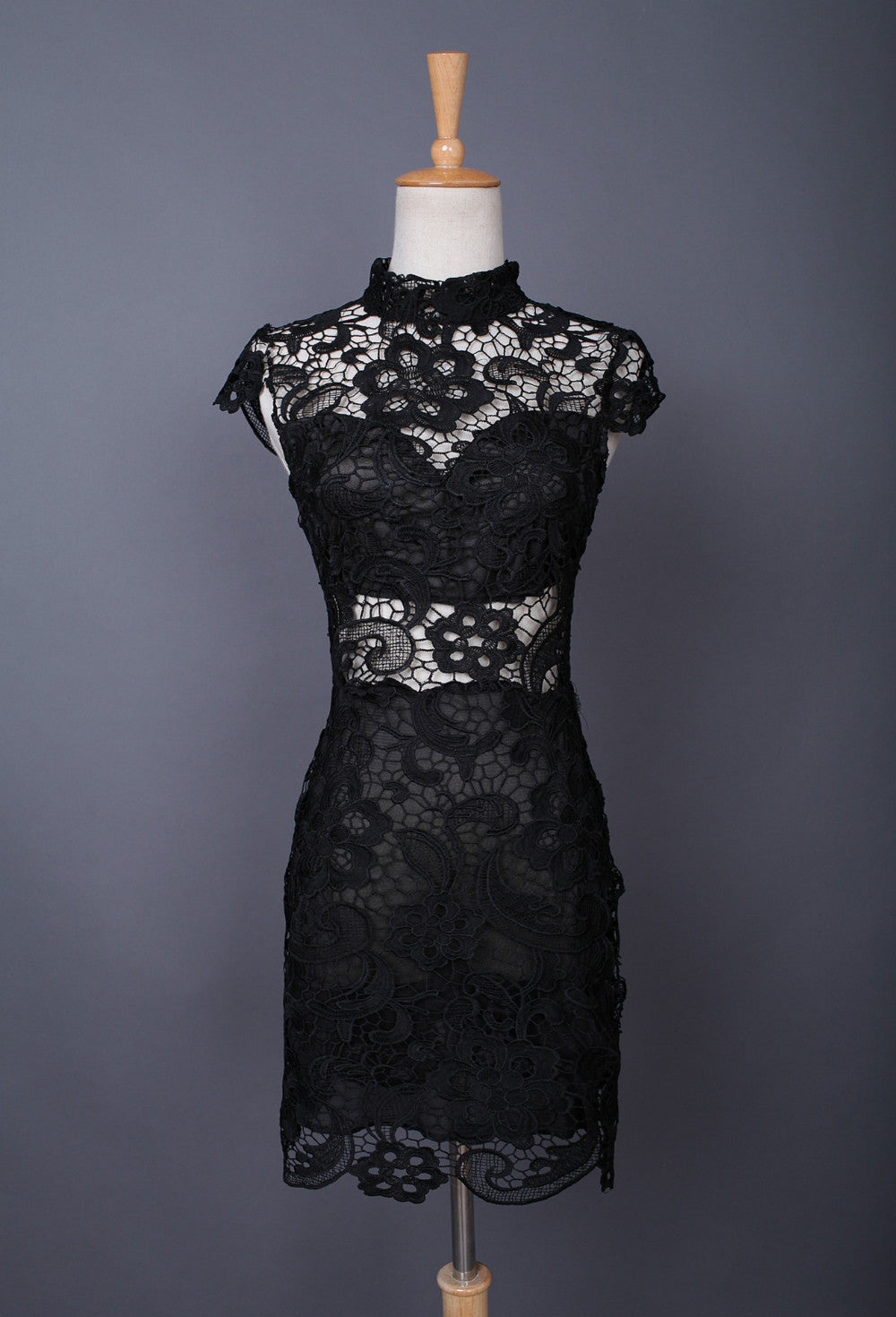 Romantik Lace Dress