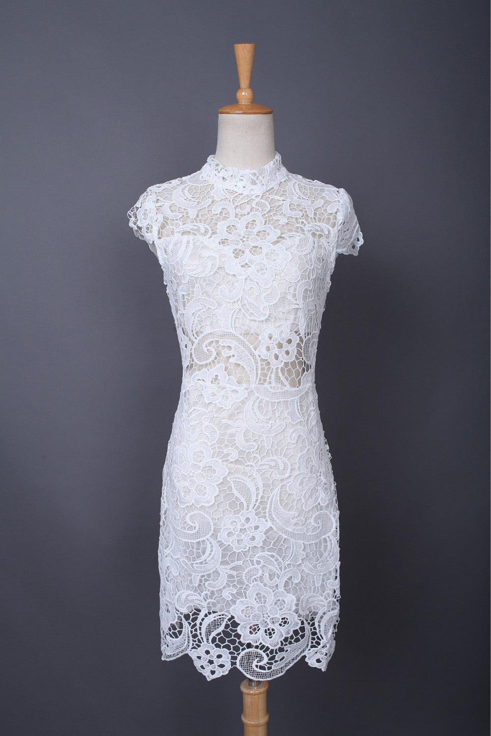 Romantik Lace Dress
