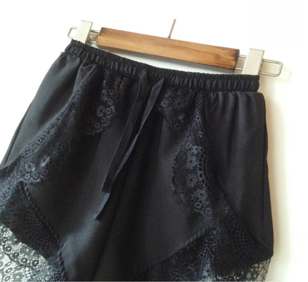 Sirlace Shorts dettaglio inserti pizzo — Dream Shop