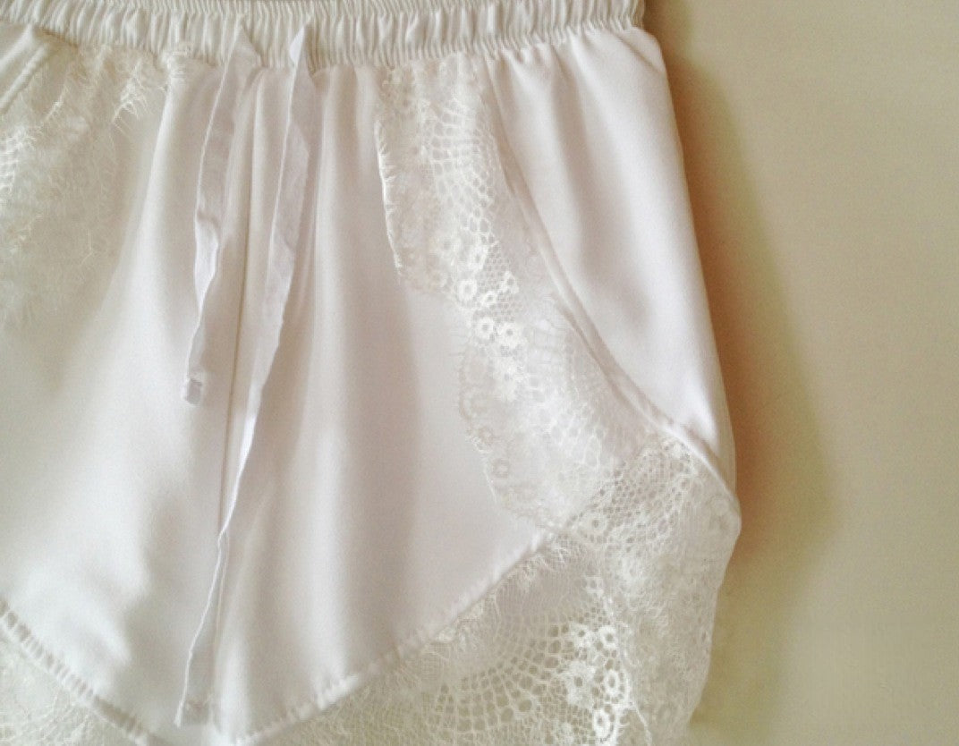 Sirlace Shorts indossati look estivo — Dream Shop