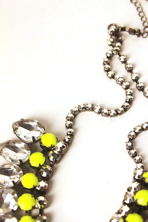 Collana Neon Krizia - dettaglio colore neon | Dream Shop