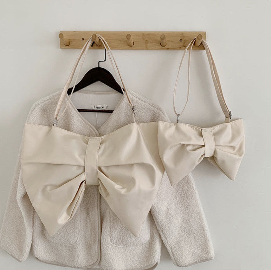 Borsa tracolla fioccone