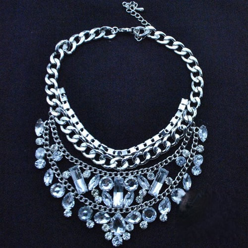 Collana Shine Light - dettaglio cristalli incastonati | Dream Shop