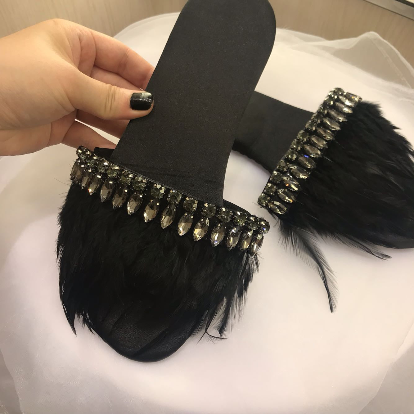 Ciabattine plumage e strass