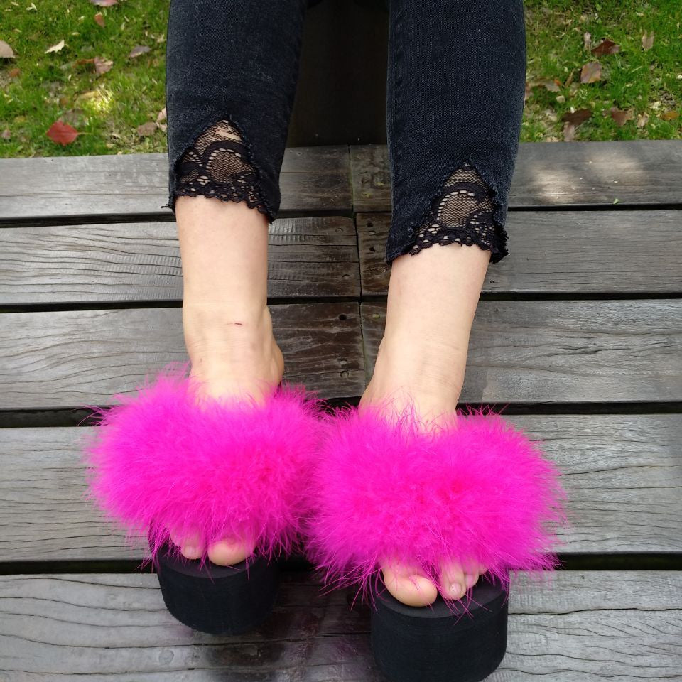 Ciabatte platform piume