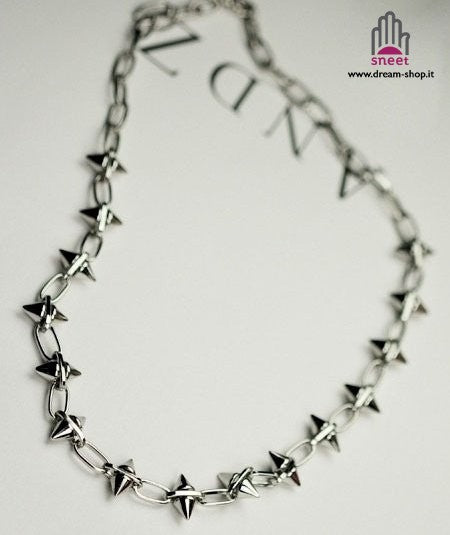 Studs necklace