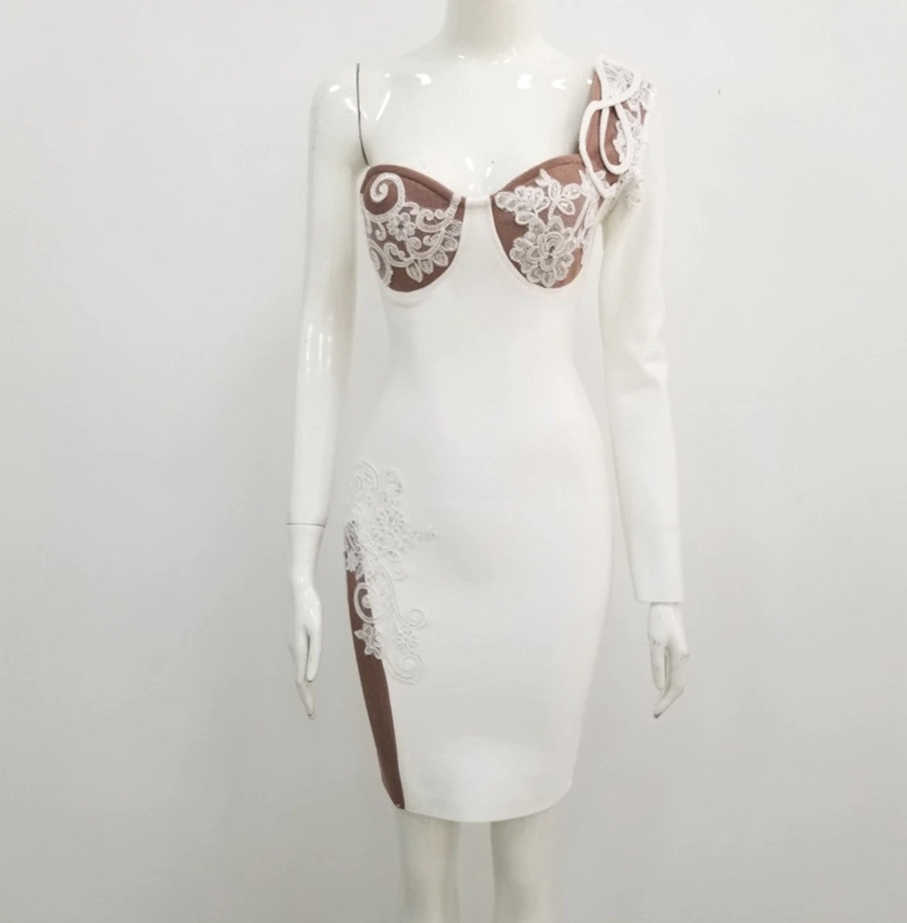 Abito monospalla Glissh