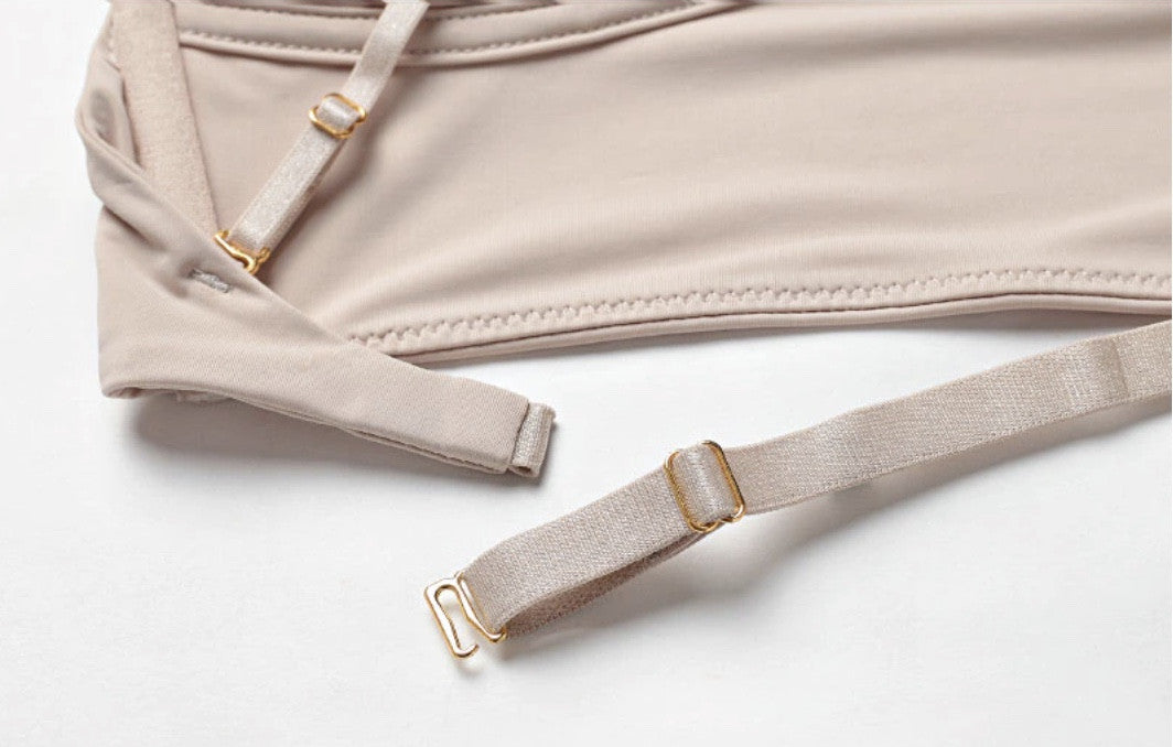 Bralette invisibile superscollata