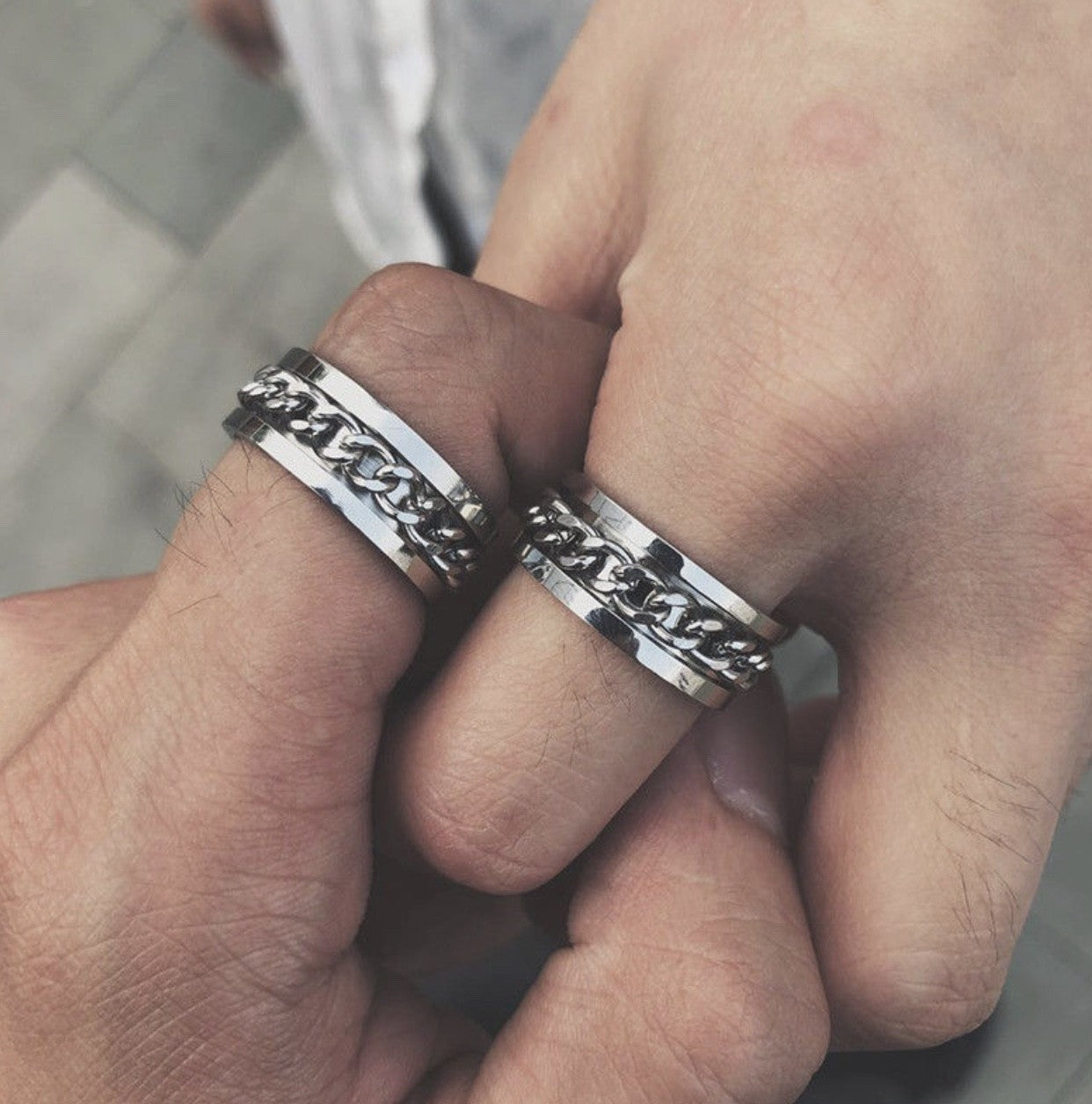 Anello magic open buttle