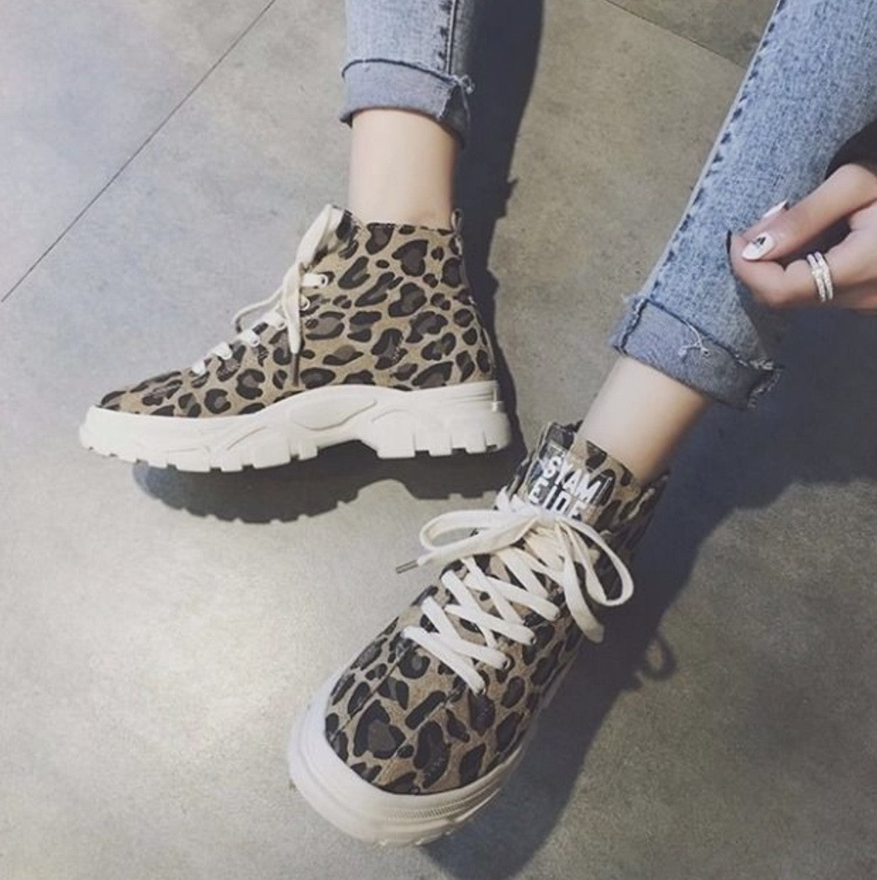 Sneackers alta animal Syam