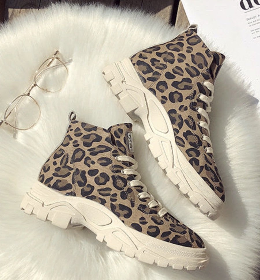 Sneackers alta animal Syam