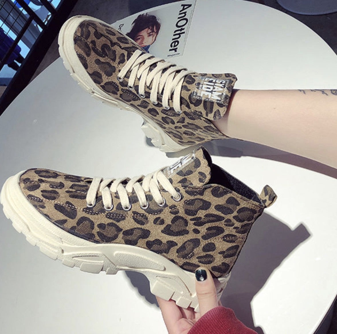 Sneackers alta animal Syam