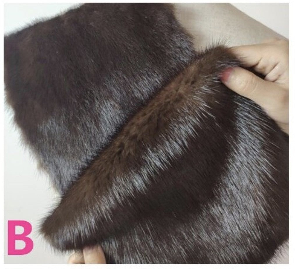 Visone con cappuccio Trecy