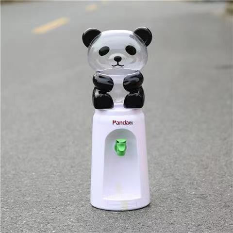 Dispenser acqua cartoons