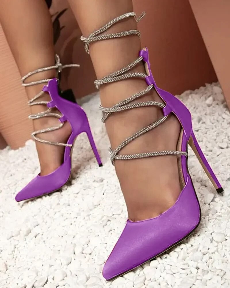 Decoltè strass string