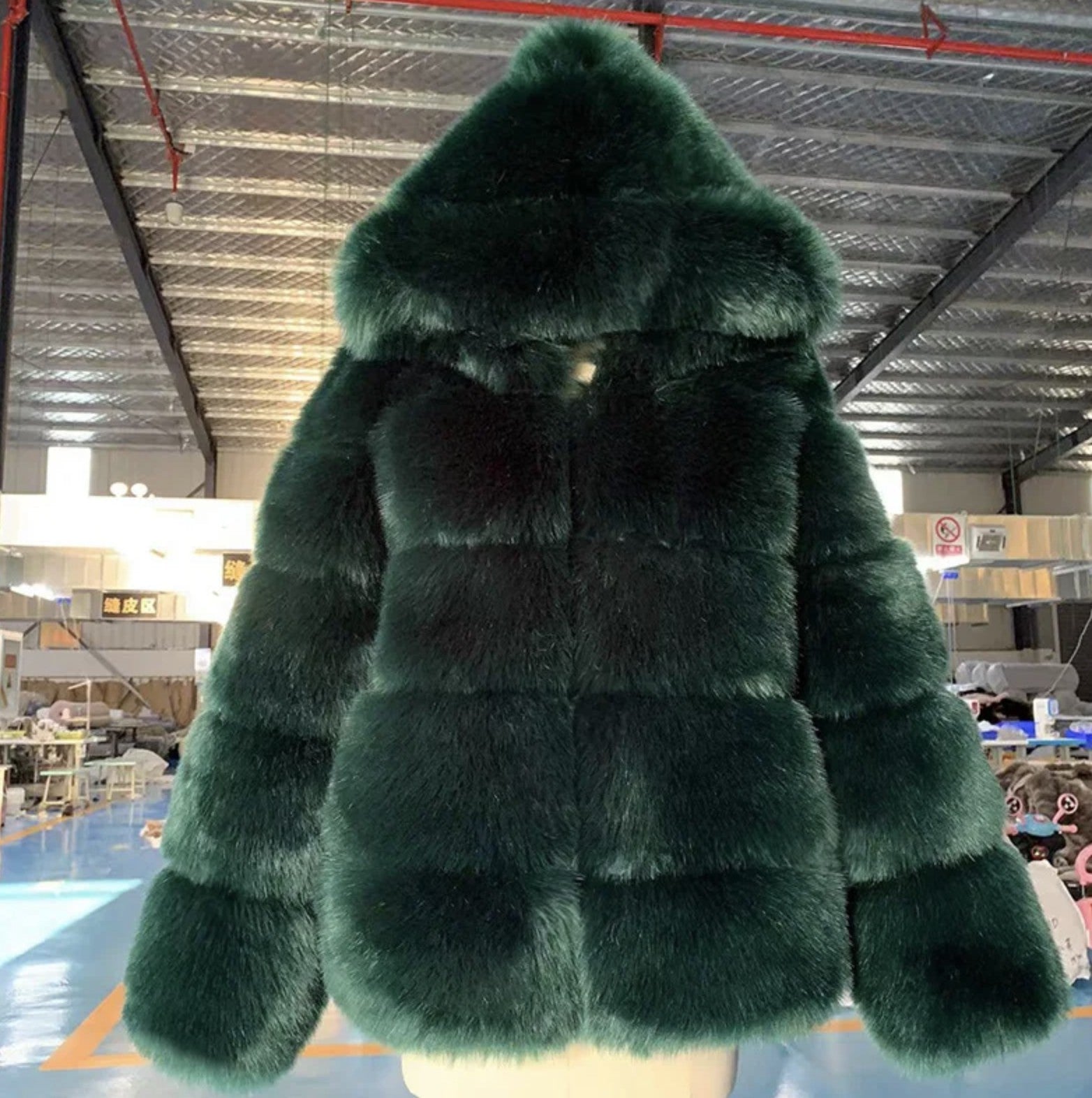 Pelliccia cappuccio Elodie