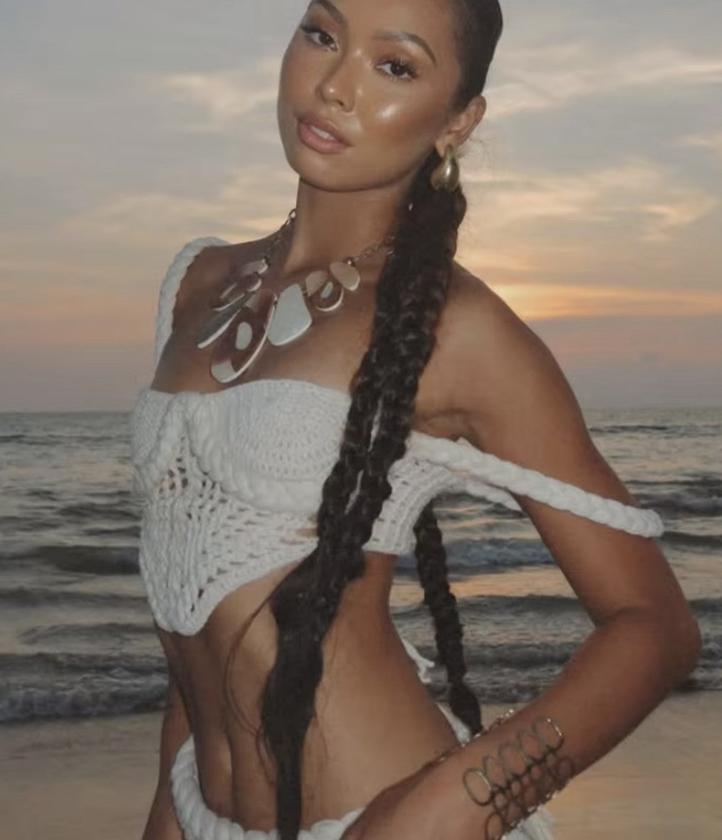 Completo white mermaid pearl