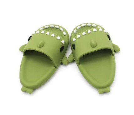 Ciabatte squalo per Labubu