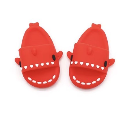 Ciabatte squalo per Labubu