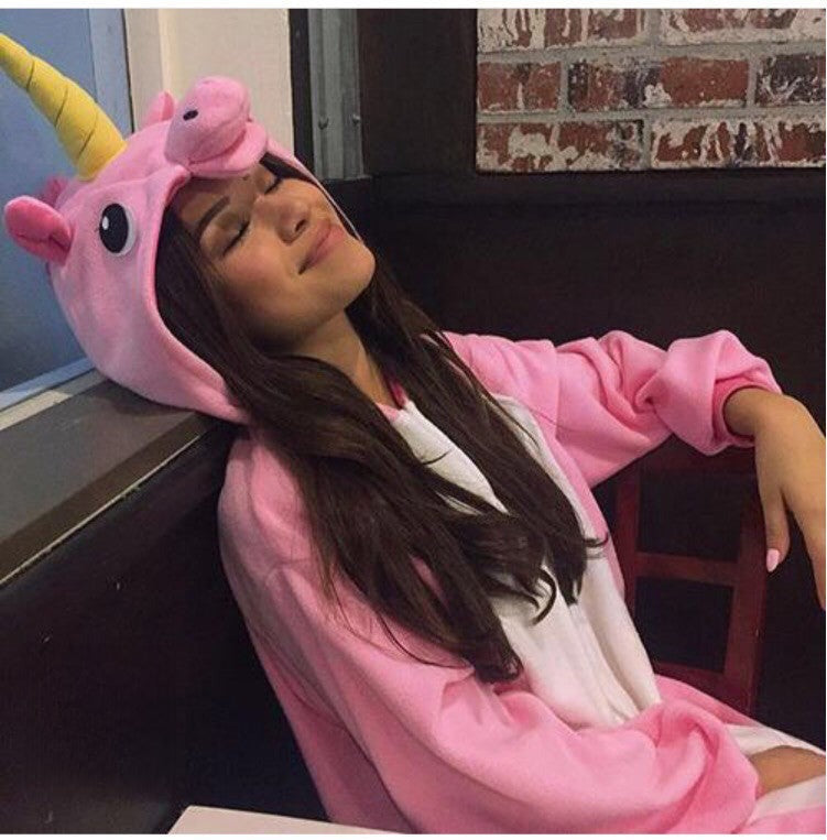 Pigiamone Unicorno kigurumi peluches tuta intera cappuccio vista frontale — Dream Shop