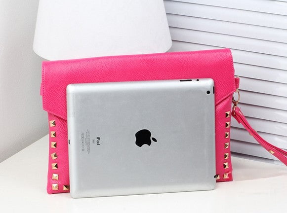 Pochette Simple Studs - versione nero | Dream Shop