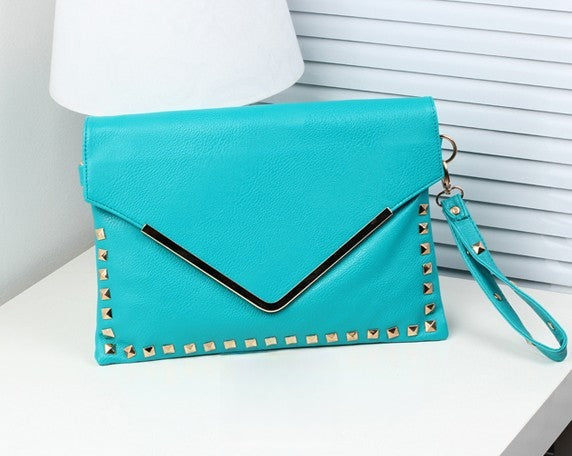 Pochette Simple Studs Nero vista frontale | Dream Shop