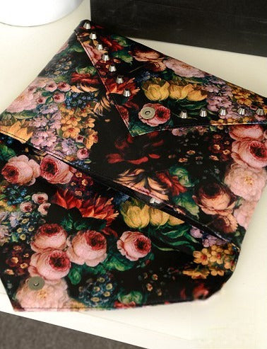 Pochette Flower Studs - vista frontale | Dream Shop