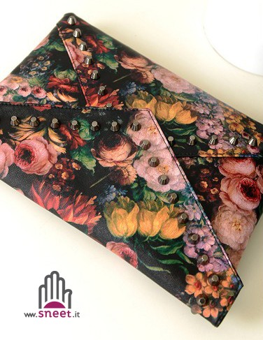 Pochette flower studs
