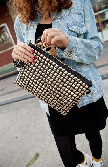 Pochette Rich Studs close up | Dream Shop