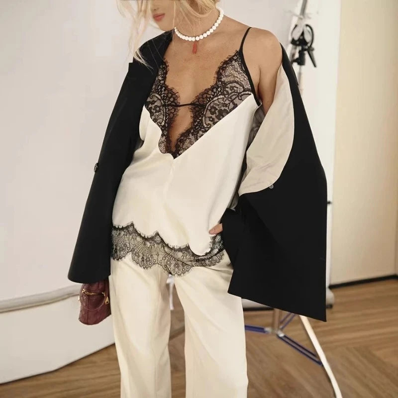 Completo 3 pezzi in raso con pizzo Completo Pizzo Lovable