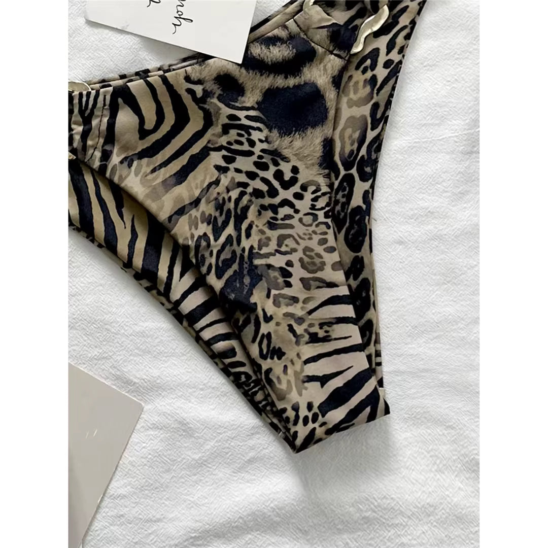 Bikini leopard rot
Triangolo laccetti coppe removibili animalier