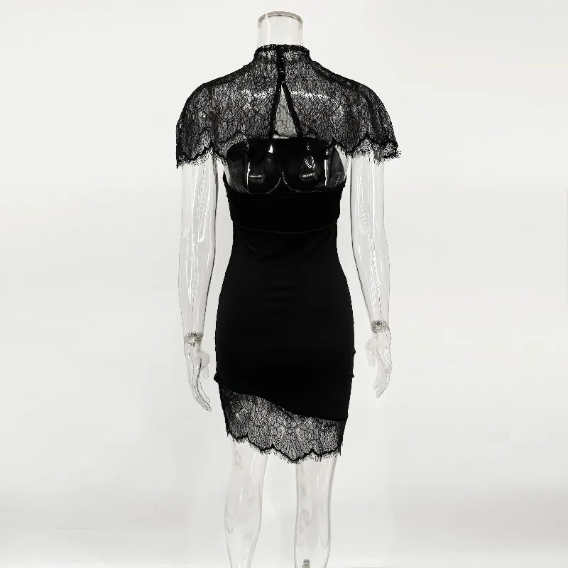 Abitino Pizzo Coprispalle Tamaska con collo alto e inserti in pizzo